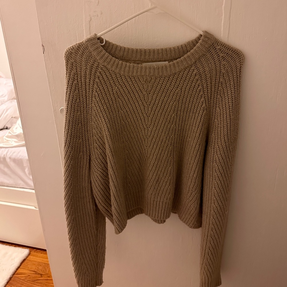 Oak and fort beige tan sweater